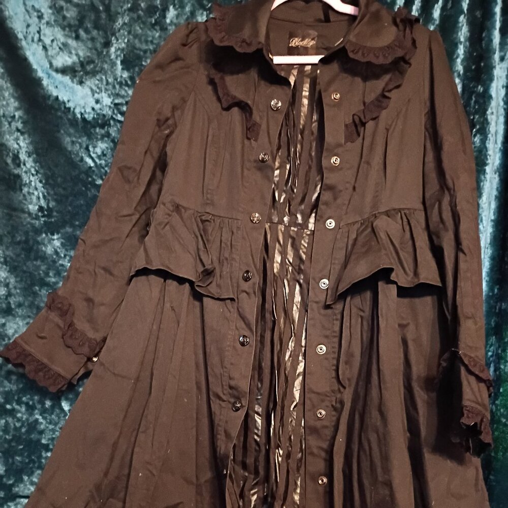 Lip Service BLACKLIST Vintage Fancy Goth Lolita Ruffle Jacket
